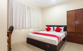 Oyo 1038 Melintang Hotel